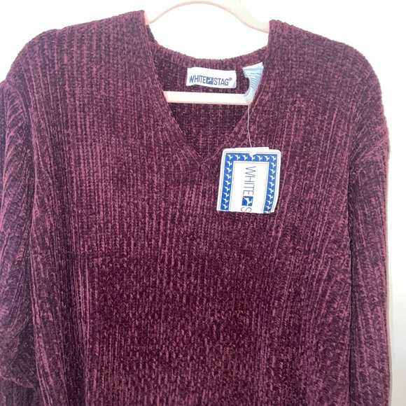 $1 when bundled ⚡️ NWT Velvet Plum V-Neck Sweater - Picture 14 of 14